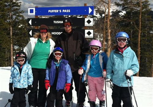 Family at Eagle Point 